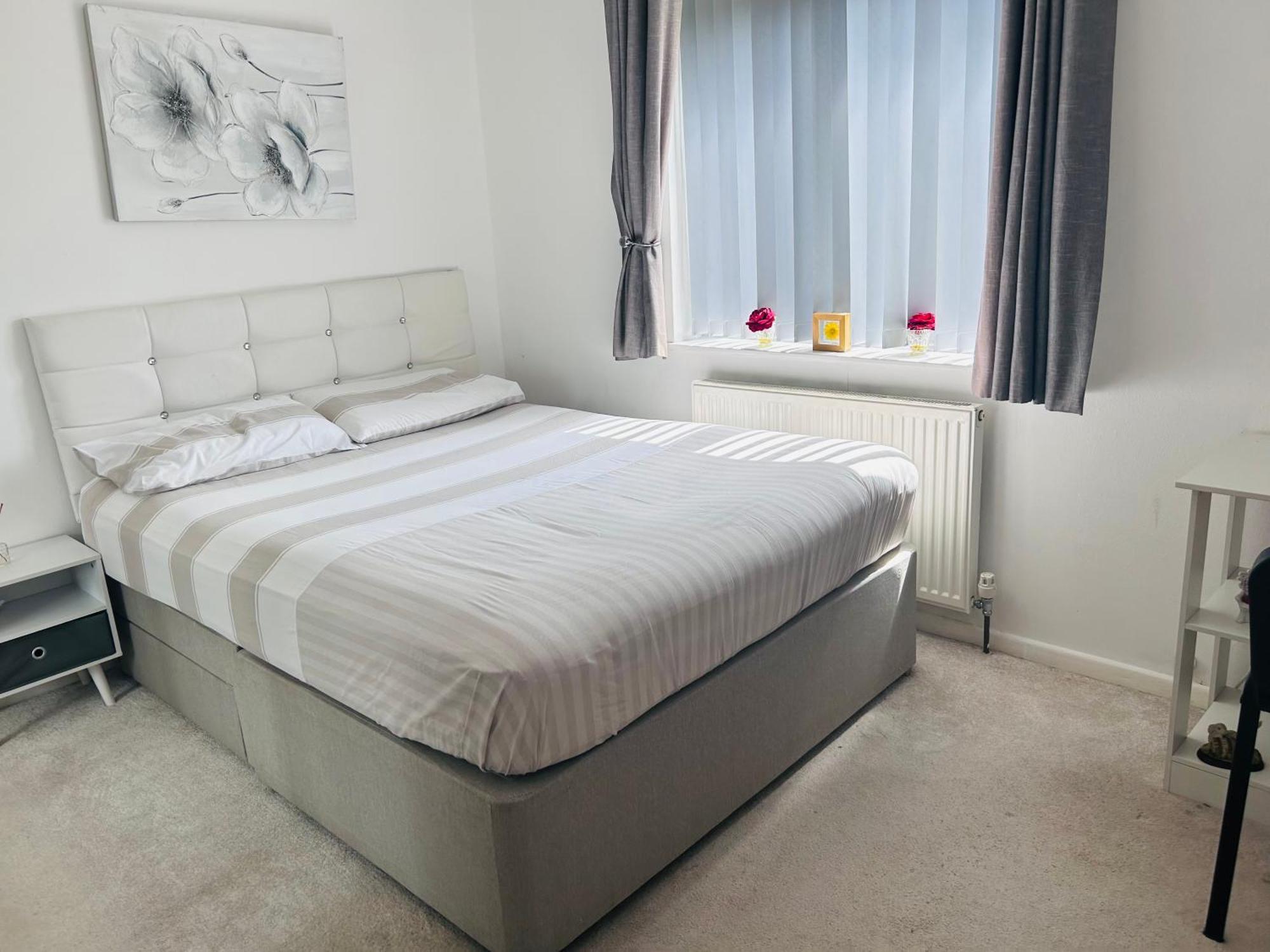Cozy In Oldham, Manchester *
